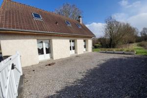 Maisons de vacances SV4 - Jolie maison avec jardin 3 etoiles : photos des chambres