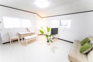 Miraie Yokkaichi Tomida