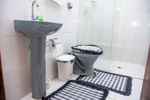 Chacara com piscina, churrasq e WiFi em Peruibe SP