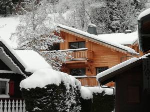 Chalets Chalet Rivendell, Morzine sleeps 10 with garage : photos des chambres