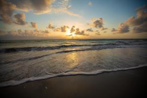 Casa Beira mar enseada dos golfinhos- Itamaracá