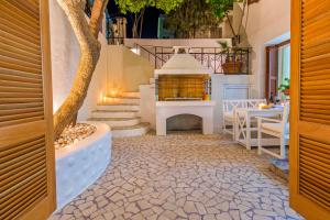 Luxury Living Nisos Vs Rhodes town