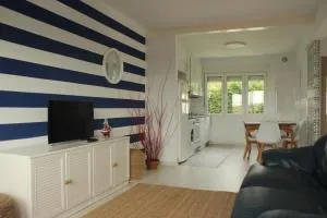 Bonita vivenda con jardín en playa Aguieira - Porto do Son