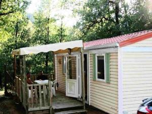 Campings Camping maeva Escapades La Pinede en Provence : photos des chambres