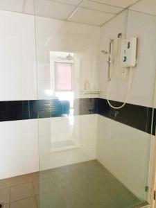 Mansion One Two Bedroom Seaview 7 Pax