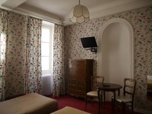 Hotels Hotel Saint Jean : photos des chambres