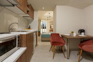 Asterion Luxury Studios Airport