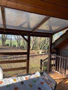 Chalets Maison 2 chambres proche Dijon chalet niche dans la nature : photos des chambres