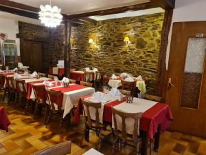 Hotels Logis Le Franco Belge : photos des chambres