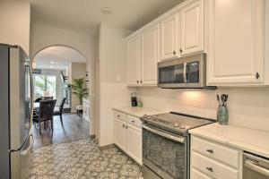 Lake Keowee Resort Condo Waterfront Balcony