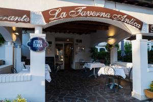 La Taverna Antica Rooms