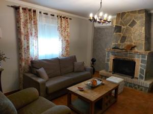 Andalusian farmhouse with barbecue, pool and wifi