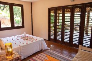 Casarão com piscina e cachoeira CUNHA SP