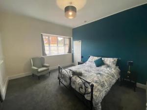8 Bedroom House For Corporate Stays in Kettering
