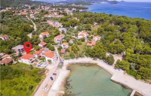 Awesome Apartment In Zdrelac With Wifi