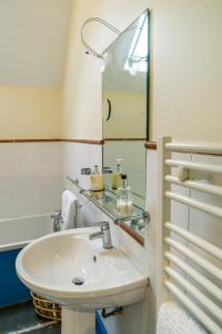 Idyllic Suite at Lower Fields Farm