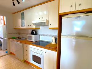 Spanish Connection - Puerto Mar