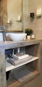 Hemel en Aarde Village Accommodation