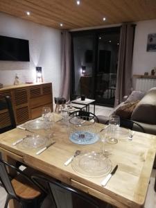 Appartements Les Deux Alpes, Le Lauvitel, appartement cosy, pied des pistes, 2 adultes 2 enfants : photos des chambres