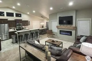 The Riverhouse - Three Rivers