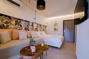 Loutraki Pinky Pearl