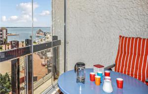 obrázek - Awesome Apartment In Le Barcars With House Sea View
