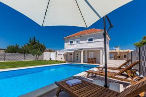 Kristina holiday home with private swimmingpool