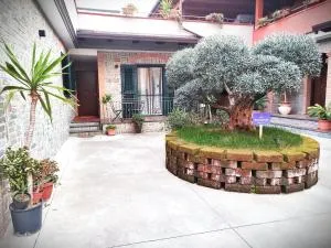 Midway House Italy Apartment - Corbara