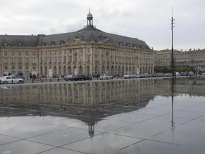 Appartements CHAMBRE SYMPA ENTREE INDEPENDANTE PRES BORDEAUX : photos des chambres