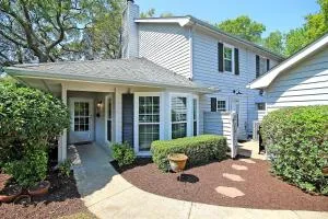 Fox Pond Drive - سوليفانز آيلاند