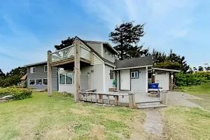 Skullishak Cabin - Lincoln Beach