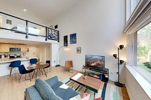 Central Loft - Seattle