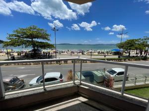 Apartamento beira mar