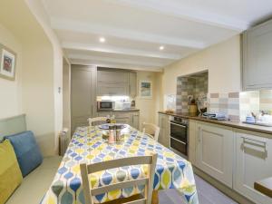 Camelot Cottage