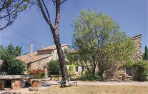 Maisons de vacances Amazing Home In Mondragon With 6 Bedrooms, Private Swimming Pool And Outdoor Swimming Pool : photos des chambres