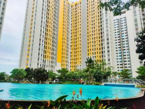 2Bedrooms MDN City Light View Free WiFi Apartment Springlake Summarecon Bekasi