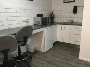 Ayrline Motel - Clare