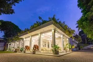 Waters Spring - Madulkele