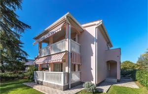 1 Bedroom Amazing Apartment In Vodnjan