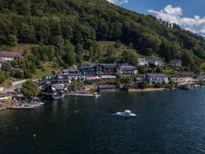 Landhotel Grünberg am See - غموندين