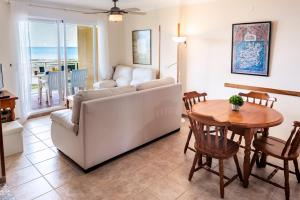 APARTAMENTO Nat EN PRIMERA LINEA DE PLAYA