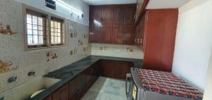 TG TOWERS SERVICE Apartments Homestay