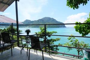 Phi Phi Seaside Bungalow