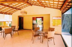 Imbassaí 3 suítes permitido apenas animais de pequeno porte