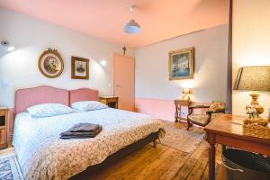 Hotels Suites Saint Brice : photos des chambres