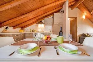 Mansarda fra monte e lago - Bindo