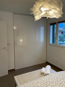 Appartements Appart T2 de 40m2 pieds dans l'eau + piscine : photos des chambres