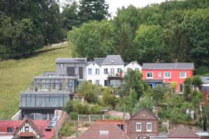 Maisons de vacances Rouen ECO LODGES maison entiere avec terrasse dans jardin potager piscine parking : photos des chambres