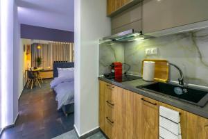 Tsimiski Contemporary Studio 2