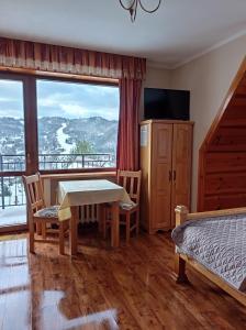 WILLA WIDOKOWA Apartamenty Pokoje z widokiem na góry